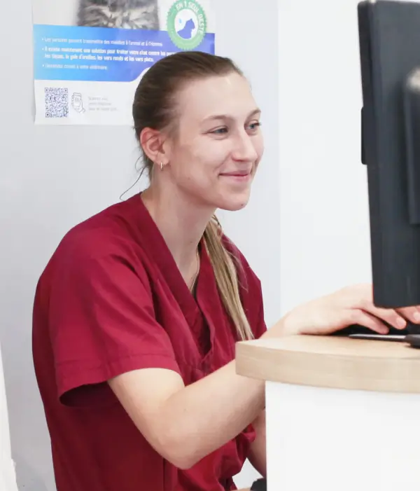 Charlotte, assistante vétérinaire IO Vet